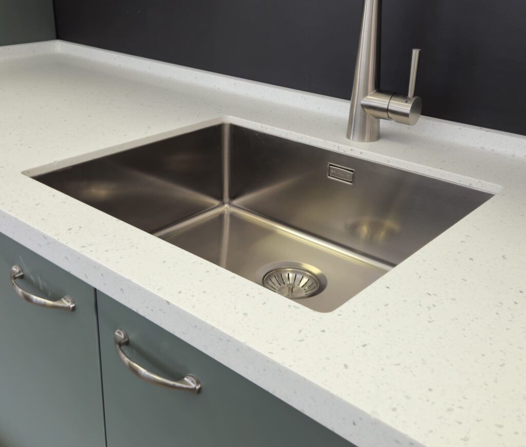 vasque sur plan de travail